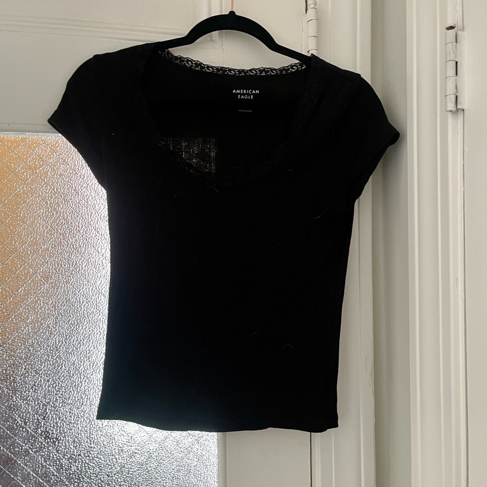 American Eagle ribbed lacy tee